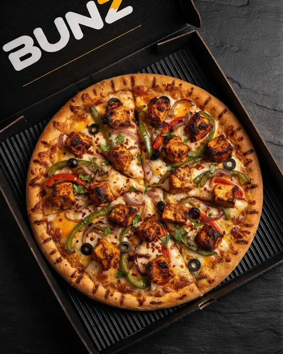 Tikka Pizza with tikka flavored chicken - BUNZ.pk Pakistan